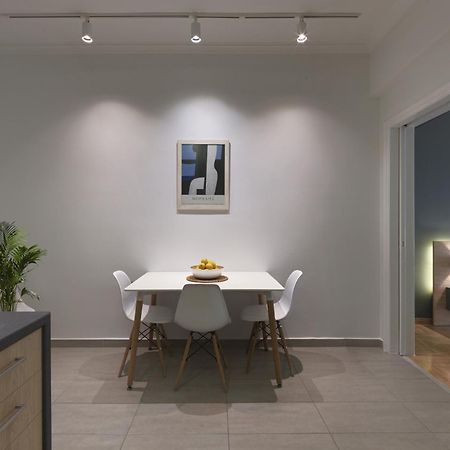 Apartament Modern Haven Near Archaeological Museum Ateny Zewnętrze zdjęcie